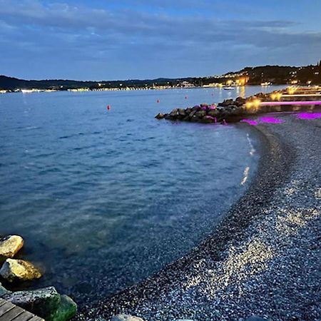 Appartamento Al Castello Паденге-суль-Гарда Экстерьер фото